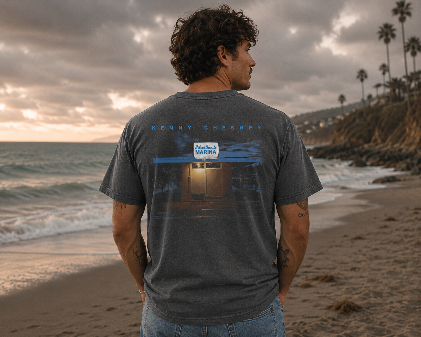 Silver Sands Marina Pepper T-Shirt with Carry On (7” Vinyl-Sphere Edition)